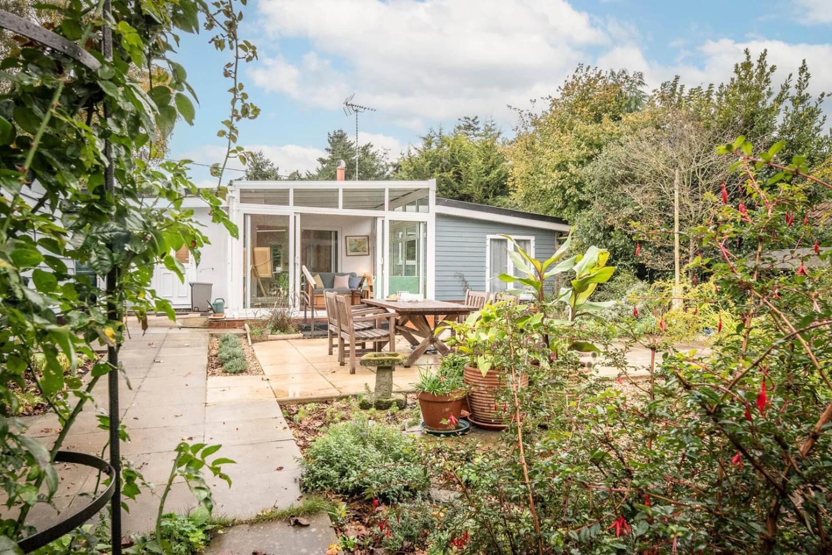 The Whins, A Light And Airy Bungalow In Aldringham Villa Luaran gambar